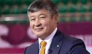 Даңқты балуан Дәулет Тұрлықанов күрес федерациясының басшылық қызметінен кетті