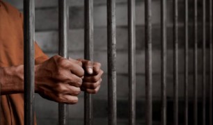 “Қазанмен ұрған”: Алматыда ер адам әйелі мен 6 жасар қызын аса қатігездікпен өлтірді