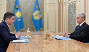 Премьер-министр Тоқаевқа 2025 жылдың қорытындысы бойынша есеп берді