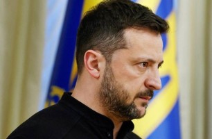 "Басқа елге жасырын түрде көшуі мүмкін": Зеленскийге қатысты ел бұрын-соңды естімеген хабар шықты