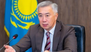 Жұманғаринге әйелінің табысы туралы сұрақ жақпай қалды