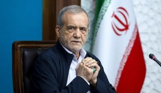 Иран президенті Масуд Пезешкиан көрші елдерден кешірім сұрады