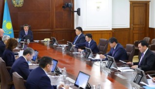 Олжас Бектенов министрлерге: Бос әңгімені доғаратын уақыт келді