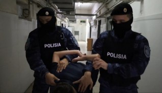 Алматыда компьютер клубына кеткен екі мектеп оқушысы пышақтан қаза тапты