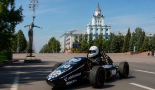 Қостанайда студенттер Қазақстандағы алғашқы спорттық болидті құрастырды