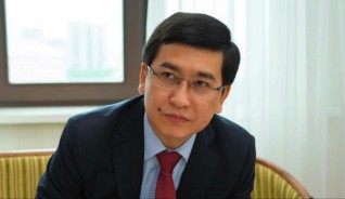 Асхат Аймағамбетов: Мектеп отбасының орнын толық алмастыра алмайды