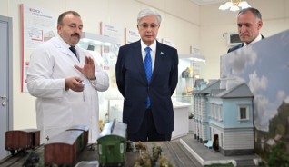 Тоқаев: Ресей Украинадағы қақтығысты тоқтатып, уақытша бітімге келуі қажет