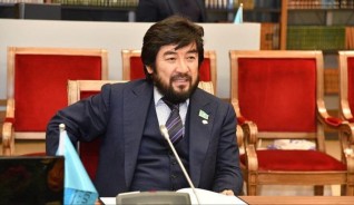 Тоқаев Бекболат Тілеуханды мерейтойымен құттықтап, шығармашылық табыс тіледі