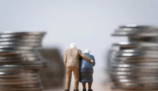 Зейнетақы нарығы: жиған-тергеніміз желге ұшпай ма?