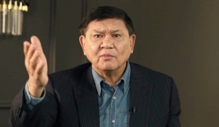 Ертісбаев үлкен саясаттан кететінін мәлімдеді