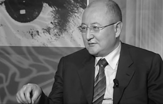 Болат Әбілев Алтынбек Сәрсенбаевтың қазасына 20 жыл толуына қатысты пікір білдірді