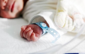 Жаңа туған нәрестенің түскен кіндігін көміп тастаған дұрыс па?