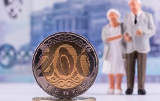 “Өмір сүруге айына 200-250 мың теңге жетеді”: Сенаторлар зейнетақы туралы пікір білдірді