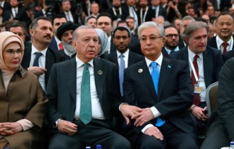 Тоқаев пен Ердоған бірге отырды: Анталия дипломатиялық форумына кімдер барды?