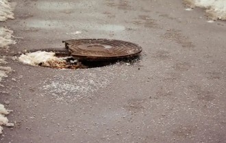 Шымкентте 24 метрлік құдыққа түсіп кеткен сәби құтқарылды