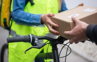 Алматыда 20 жастағы курьерден 2,5 келі есірткі тәркіленді