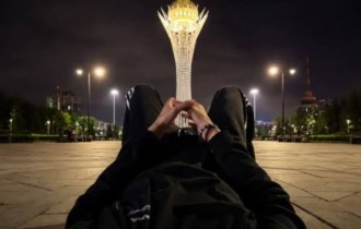 Бәйтерекпен өте ұятсыз фото жасаған студент қамалды