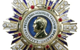 Мәжіліс "Елбасы" орденін сақтап қалды: мемлекеттің наградалық саясатында не өзгерді?