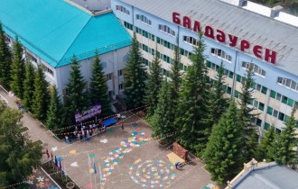 Қазақмыс қызметкерлердің балалары үшін жазғы демалыс маусымын ашты