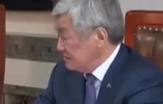 “Орыс тілін талап еткендерге қалай жауап беру керек?”: Мәселеге байланысты  видео тарады