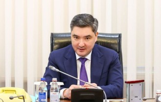 "Сізді тыңдасақ, өзіңізден басқаның бәрі кінәлі": Бектенов әкімге ескерту жасады