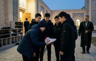 Ақтөбеде мешіт қызметкері жасөспірімді ұрып-соқты деген айыппен сотқа тартылды