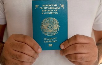 Шетелдік азамат желіде Қазақстан азаматтығын сатып алғанын айтып мақтанды