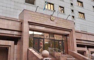 “Стресс, қысым, сөз тасу”: Еңбек министрлігінің экс-қызметкері желіде жанайқайын жеткізді