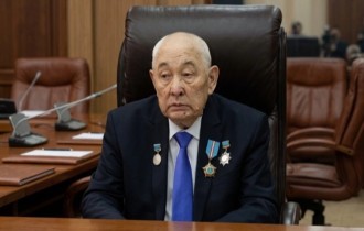 «Қыргүйек», «көгөніс», «шегара» - Ғалым не себепті «к» әрпі өзгертіліп жазылатынын түсіндірді