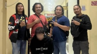 Атырауда қайын жұртын жайратқан күйеу баланың ұсталған кездегі видеосы шықты (ВИДЕО)