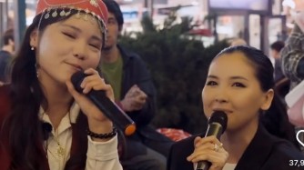 Айдана Меденова ерекше жанкүйерінің арманын орындады