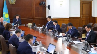 Олжас Бектенов министрлерге: Бос әңгімені доғаратын уақыт келді