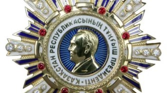 Мәжіліс "Елбасы" орденін сақтап қалды: мемлекеттің наградалық саясатында не өзгерді?