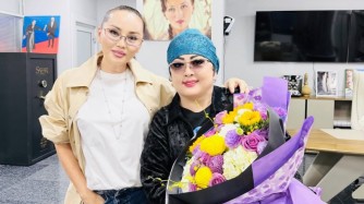 Мақпал Жүнісова Баян Алагөованың жаңа студиясына барды