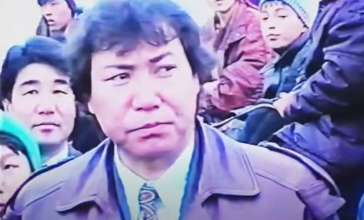 30 жыл құпия сақталған: Мұстафа Өзтүріктің алғаш рет Қазақстанға келген сәтіндегі бейнежазба жарияланды