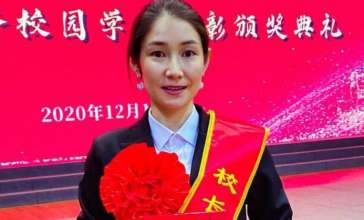 Үздік студент атанған Жаннұр Ниязбекова: Намысым оянып, қазақ болып Қытайды шулатамын дедім