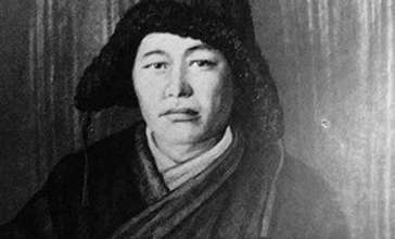 Әміре Қашаубайұлының қабірінің басына белгі тас орнатылмақ