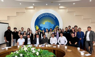 "Өзіңді, өз ісіңді тап!"