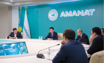 «AMANAT» партиясының Төрағасы Ерлан Қошанов референдумды қолдау үгіт-насихат жұмыстарын күшейтуді тапсырды