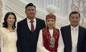 Депутат Абзал Құспанның қызының ұзату тойына кімдер келді?