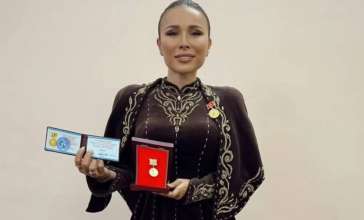 Әнші Луинаға Қырғыз Республикасының мәдениет үздігі атағы берілді