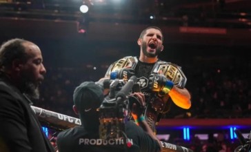 Махачев жартылай орта салмақта чемпион атанды: Шавкат Рахмонов уақыт өткізбей Исламды жекпе-жекке шақырды