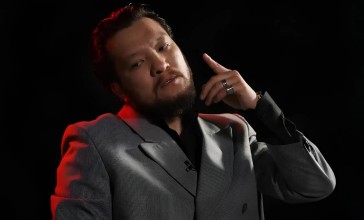 "Сүйінші, ағайын! Төрт қызым – төрт жүрегім": Танымал актер қуанышты хабарын сүйіншіледі (ВИДЕО)