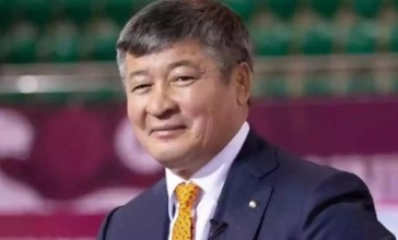 Даңқты балуан Дәулет Тұрлықанов күрес федерациясының басшылық қызметінен кетті