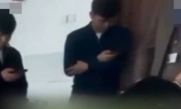 Алматы облысында дене шынықтыру мұғалімі оқушыны шашынан сүйреп, соққы жасаған