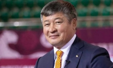 "Тоқтатайын деп шешім қабылдадым". Дәулет Тұрлыханов шұғыл мәлімдеме жасады