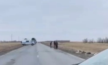 Ақтөбе облысында жолаушылар автобусы аударылып кетті: 5 адам ажал құшты