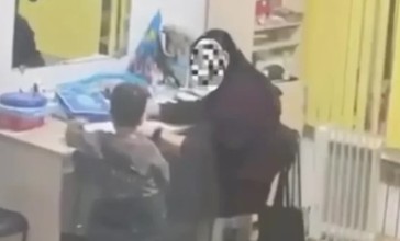 Логопед бір жыл бойы баланы ұрып келген