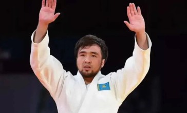 Елдос Сметов ұзақ уақыттық үзілістен кейін оқу-жаттығу жиынына оралды