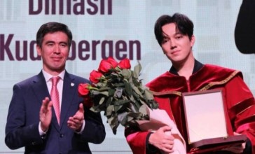 Димаш ҚазҰМУ-дың құрметті профессоры атанды